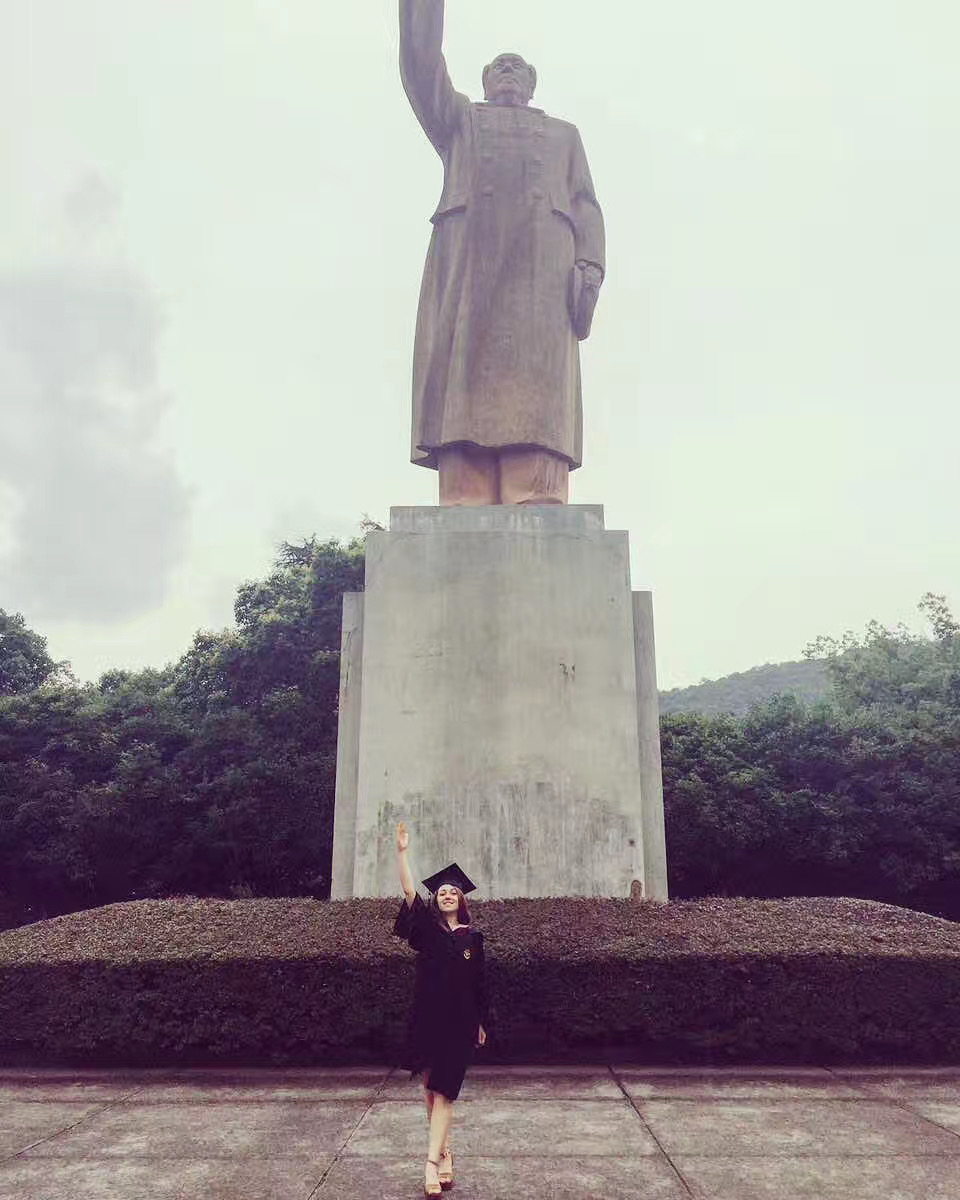 Kira graduating from Zhejiang University